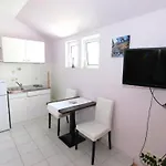 Trogrlic Apartman Hvar Town